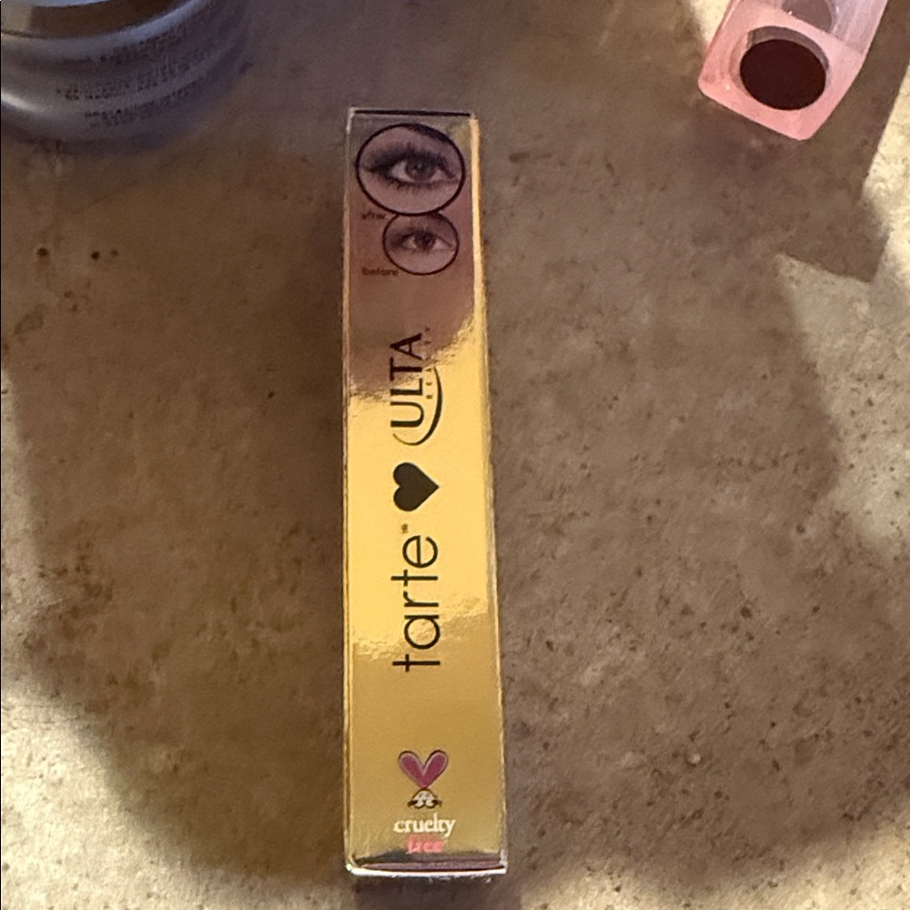 Marc Jacobs Youthquake Coconut Crème & Maneater Mascara w/Dior lip glow bundle - Picture 3 of 5